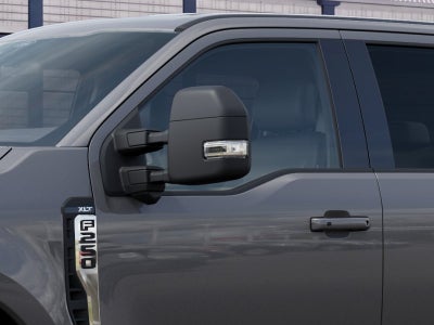 2027 Ford Super Duty F-250® XLT